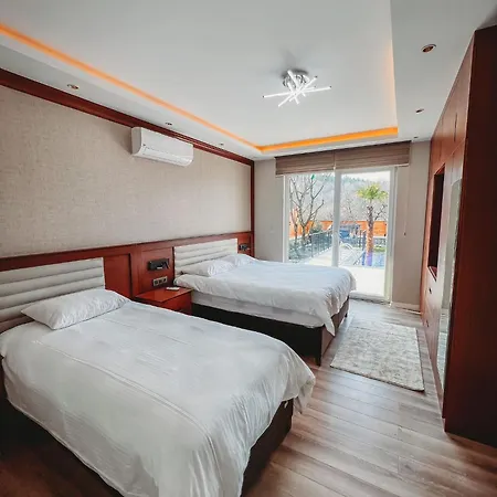 Kiana Villa